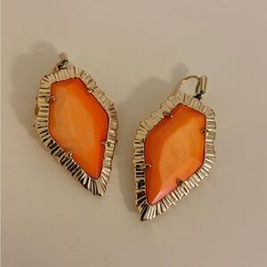 Kendra Scott Tessa Papaya Mother of Pearl Earrings RARE